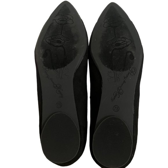 Penny Loves Kenny Nik Black Faux Suede Flats Gold Tipped Toe Sz 7.5 Wide - Picture 9 of 11